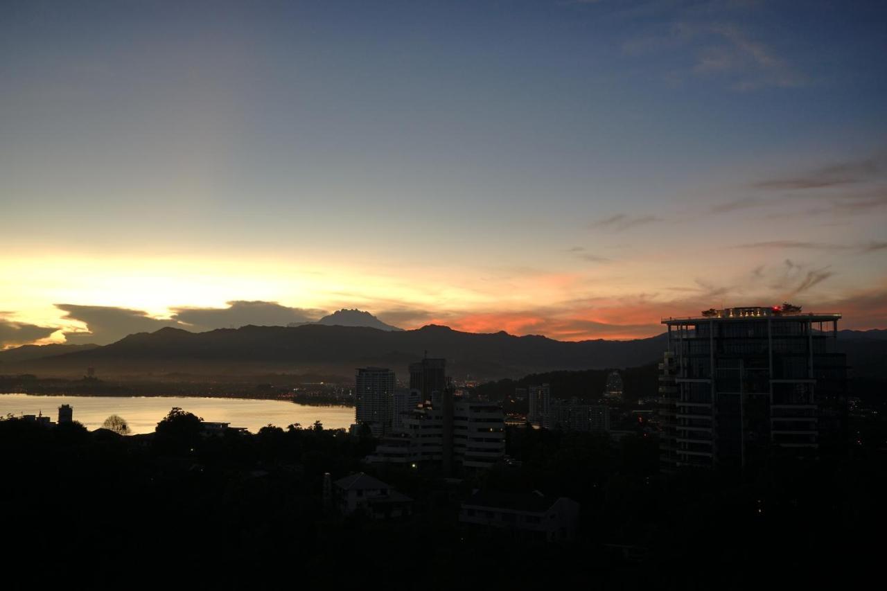 Alawa @ Jesselton Quay Kota Kinabalu Apartment Luaran gambar